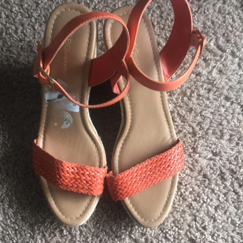 BCBGeneration Laya orange espadrille platform wedge sandal heels size 9.5